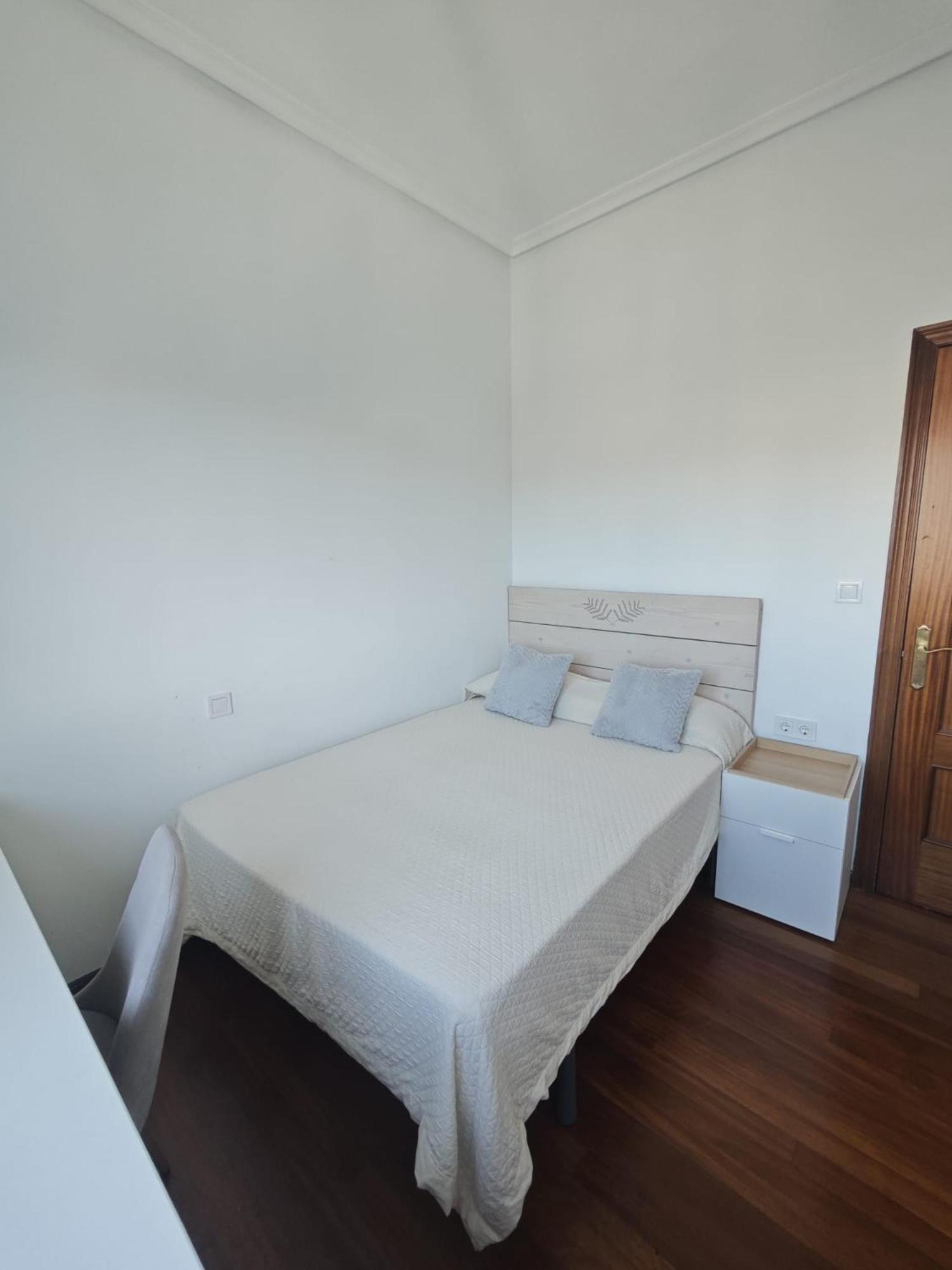 Piso Centrico En Bilbaoアパートメント エクステリア 写真